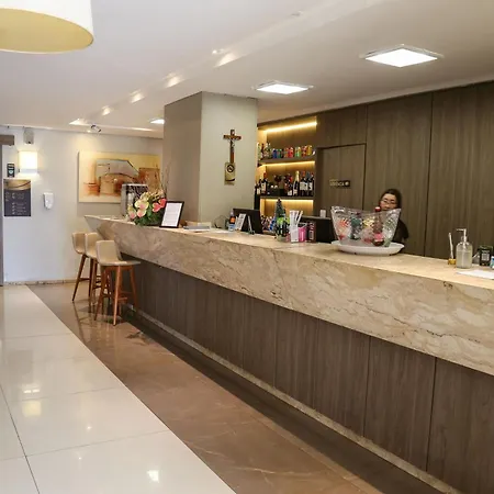 Class Hotel Guaxupe-3