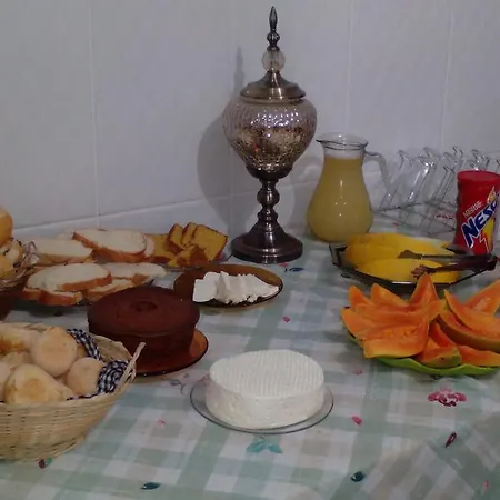 Pousada Moporã, a antiga pousada do Waldir, com amplas suítes no centro de Aiuruoca-2