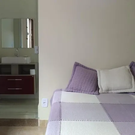 Quarto e suíte para uma pessoa-2