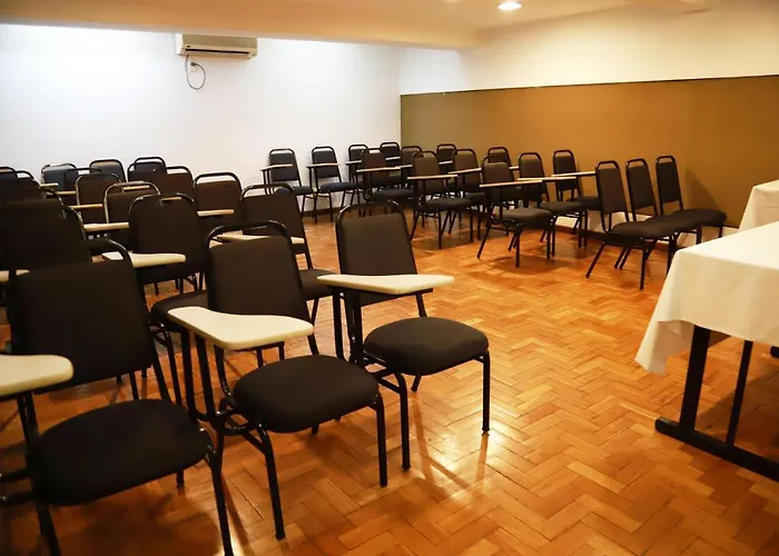 Belo Horizonte Cheap Hotels near Sé de Faro