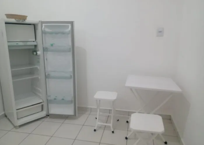 Kit Net Completa Centro Apartamento Pouso Alegre que aceita animais de estimação