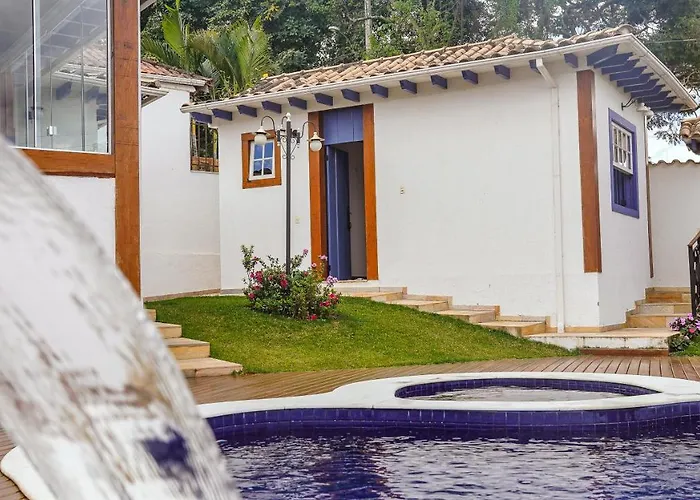 Flat Com Piscina No Centro De Tiradentes Vila com piscina