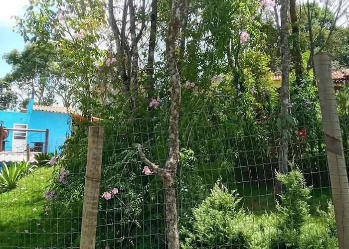 Macondo Chales Lavras Novas com piscina