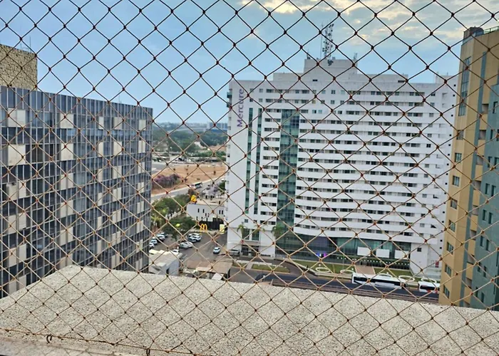 Flat Vision Executivo Premium, Com Estacionamento Gratis, Estacao De Recarga De Carro Eletrico, Ao Lado Da Esplanada Dos Ministerios, Piscina, Academia, Sauna, Recepcao 24Hs, By Rei Dos Flats Brasilia - 2 star Hotel