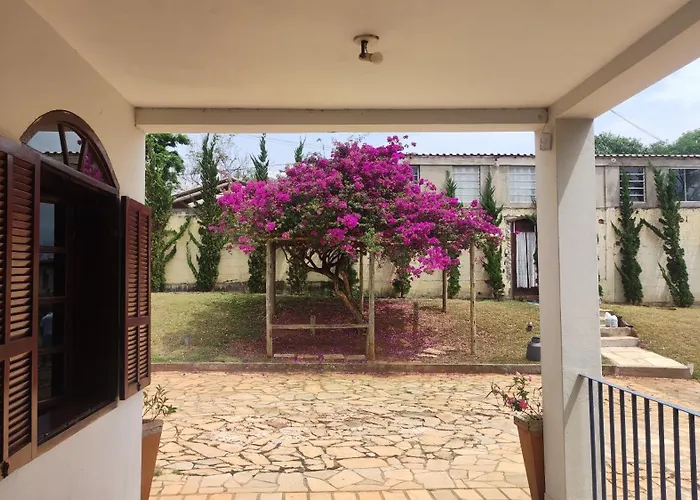 Pousada Vale Das Primaveras Tres Coracoes que aceita animais de estimação