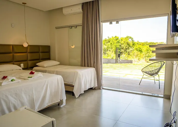 Pousada com piscina, jacuzzi e com vista em Capitólio - Casa Decore