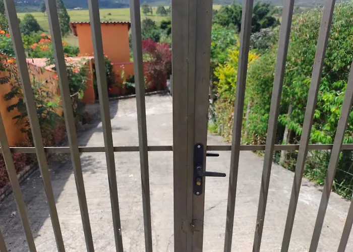 Suítes da Eu Florinha Carrancas