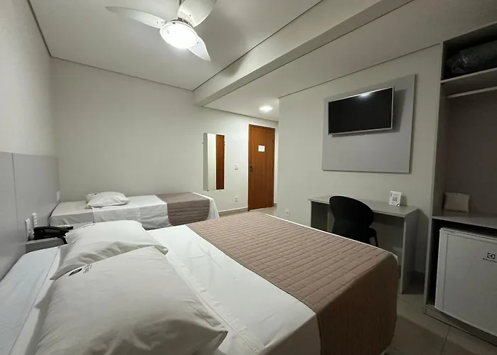 Hotel Milenio Ponte Nova que aceita animais de estimação