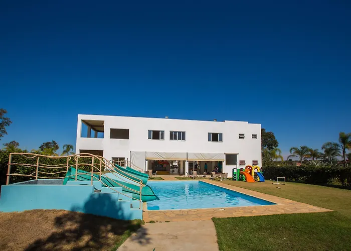 Ramada By Wyndham Furnaspark Formiga que aceita animais de estimação