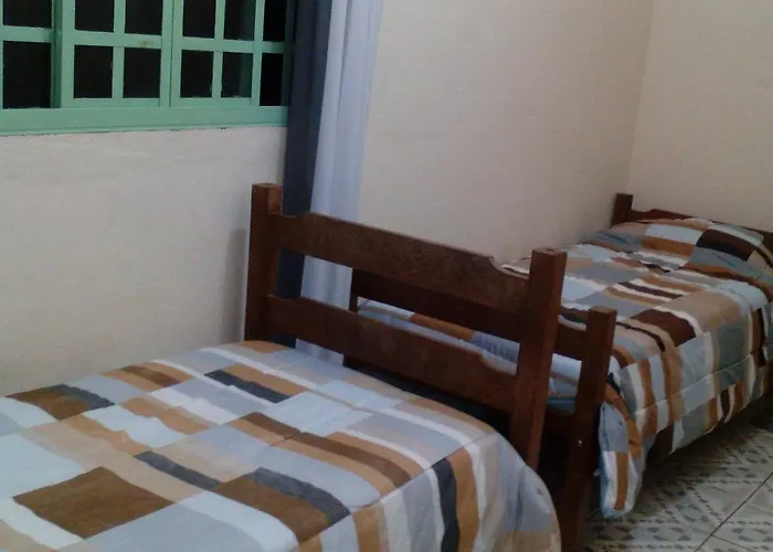 Pousada Moporã, a antiga pousada do Waldir, com amplas suítes no centro de Aiuruoca