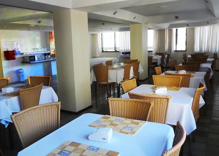 Hotel Monte Carlo Uberaba - Próximo ao Hospital UFTM , Hospital Dr Hélio Angotti e Hospital Regional Uberaba